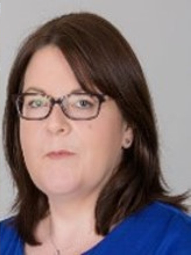 Dr. Lorraine O’Neill The Centre for Arthritis and Rheumatic Diseases